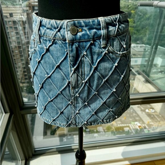 🆕 ALICE + OLIVIA 🧿 NWT Joss High-Rise Quilted Embellished Denim Mini Skirt, 26 - Picture 9 of 16
